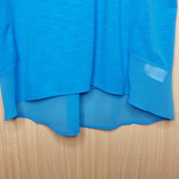 Adrienne Vittadini Women’s Blue Sleeveless Top With Sheer Trim Small. - Picture 3 of 6